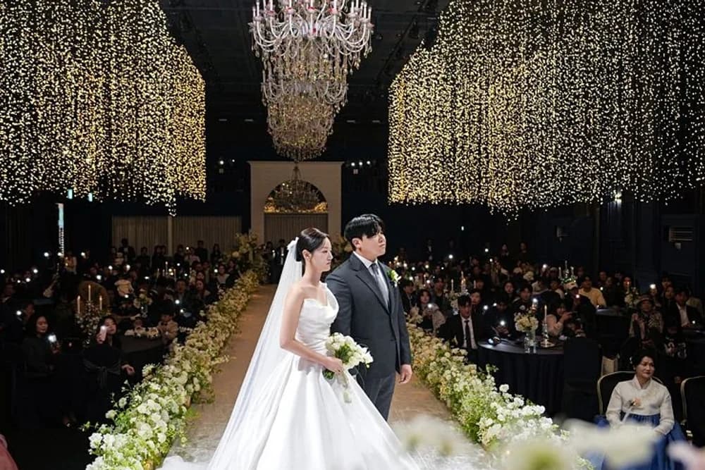 춘천 미래컨벤션에서 촬영한 마리안웨딩 본식스냅 사진 1