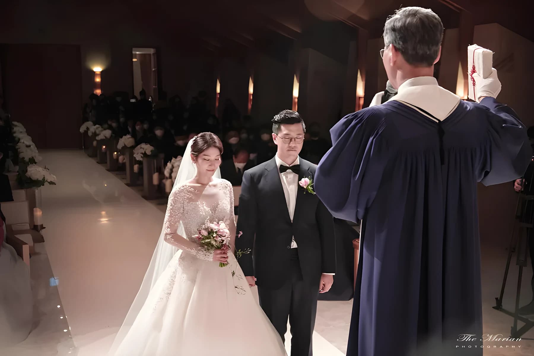 광화문 아펠가모에서 촬영한 마리안웨딩 본식스냅 사진 1