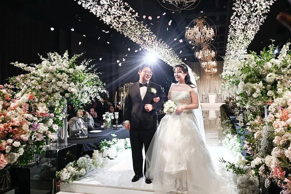 노블레스웨딩에서 촬영한 마리안웨딩 본식스냅 사진 1