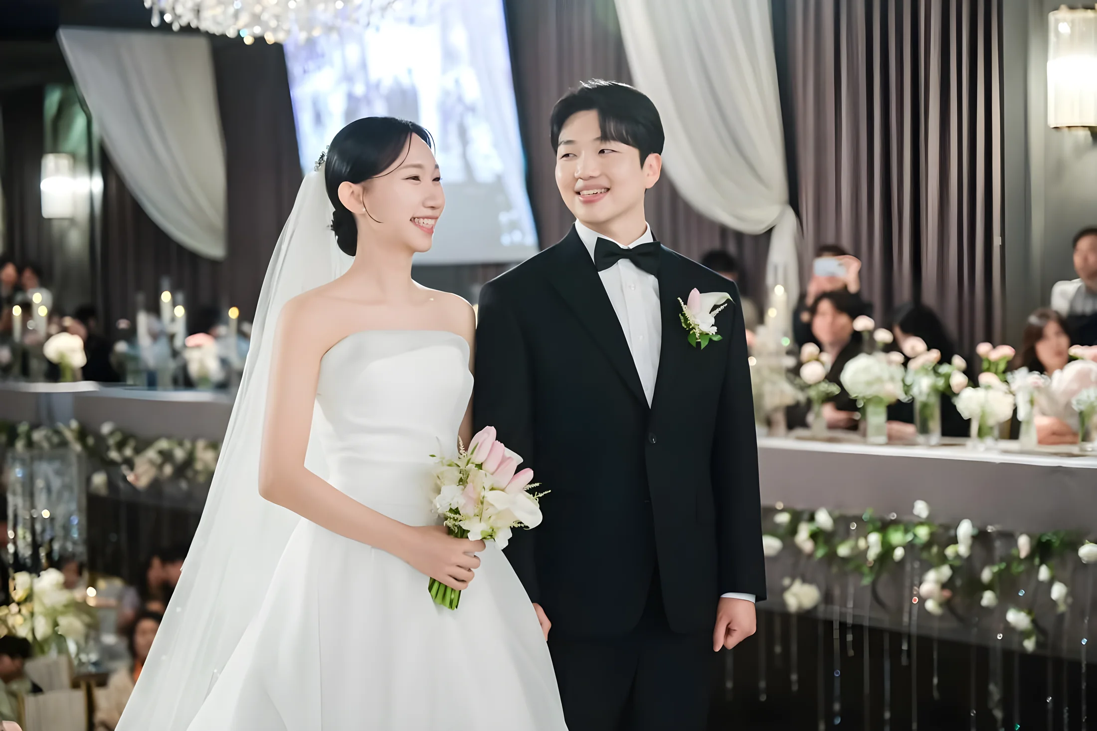 상록아트홀에서 촬영한 마리안웨딩 본식스냅 사진 1